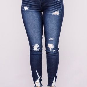 Fashion Nova "She Gave It All" Jeans, NWT